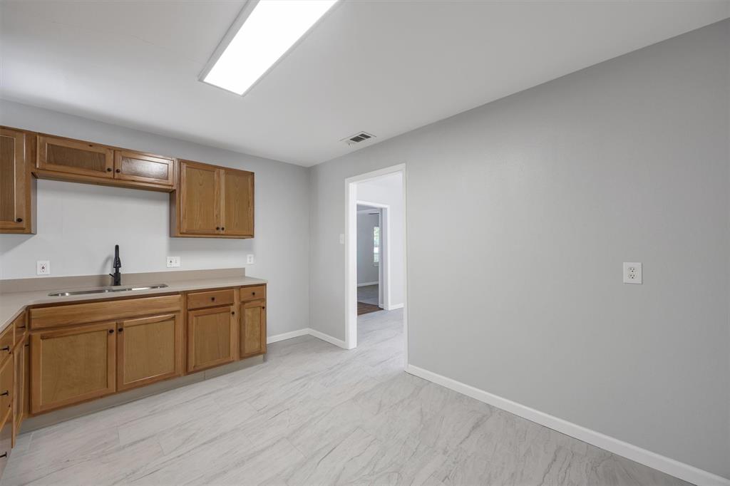 2647 Province Lane, Dallas, TX 75228