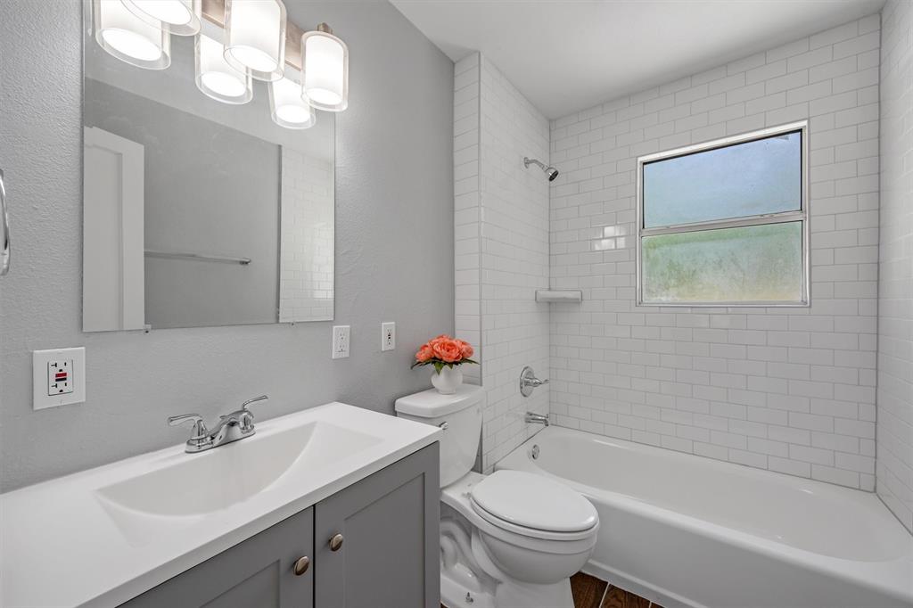 2647 Province Lane, Dallas, TX 75228