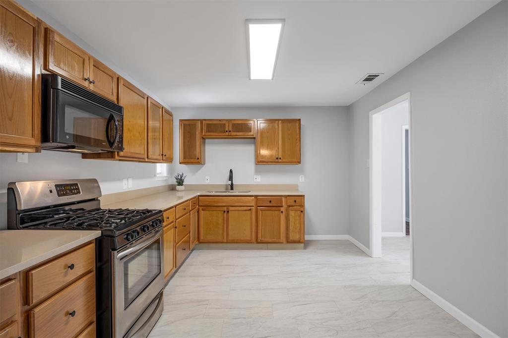 2647 Province Lane, Dallas, TX 75228