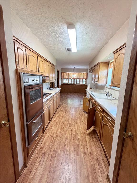 3811 Laurel Canyon Drive, Dallas, TX 75233 3811 Laurel Canyon Drive, Dallas, TX 75233