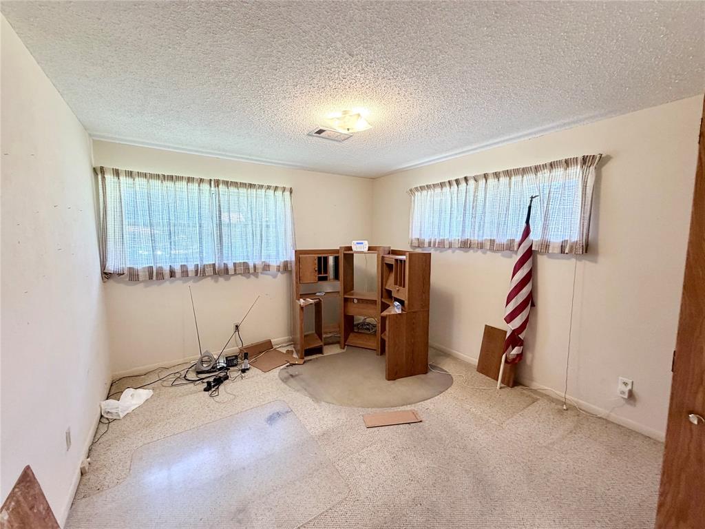 3811 Laurel Canyon Drive, Dallas, TX 75233
