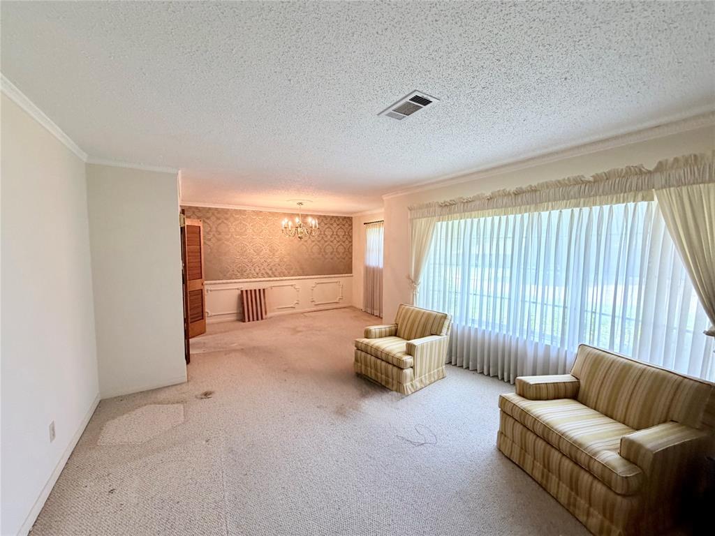 3811 Laurel Canyon Drive, Dallas, TX 75233 3811 Laurel Canyon Drive, Dallas, TX 75233