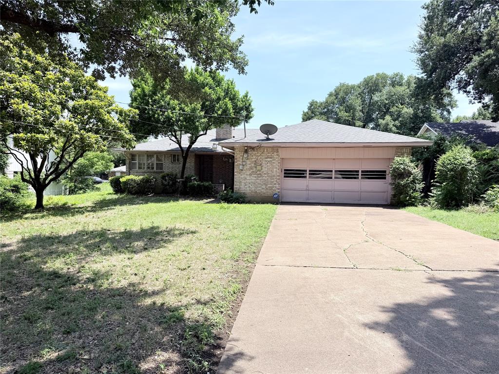 3811 Laurel Canyon Drive, Dallas, TX 75233