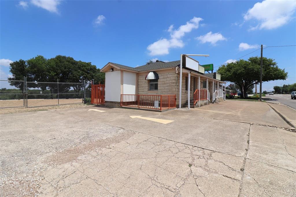8039 Ferguson Road, Dallas, TX 75228 8039 Ferguson Road, Dallas, TX 75228