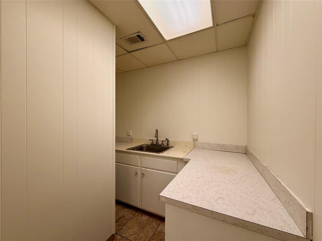 606 S SEVEN POINTS Boulevard, #7, Seven Points, TX 75143