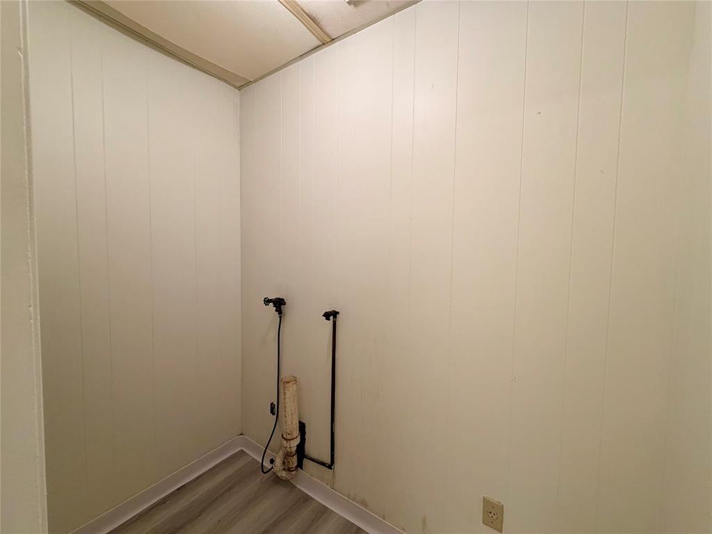 606 S SEVEN POINTS Boulevard, #7, Seven Points, TX 75143