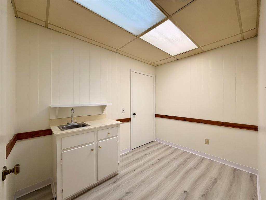 606 S SEVEN POINTS Boulevard, #7, Seven Points, TX 75143