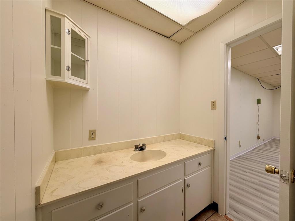 606 S SEVEN POINTS Boulevard, #7, Seven Points, TX 75143