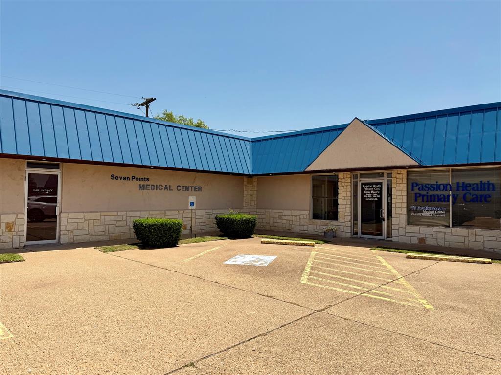606 S SEVEN POINTS Boulevard, #7, Seven Points, TX 75143