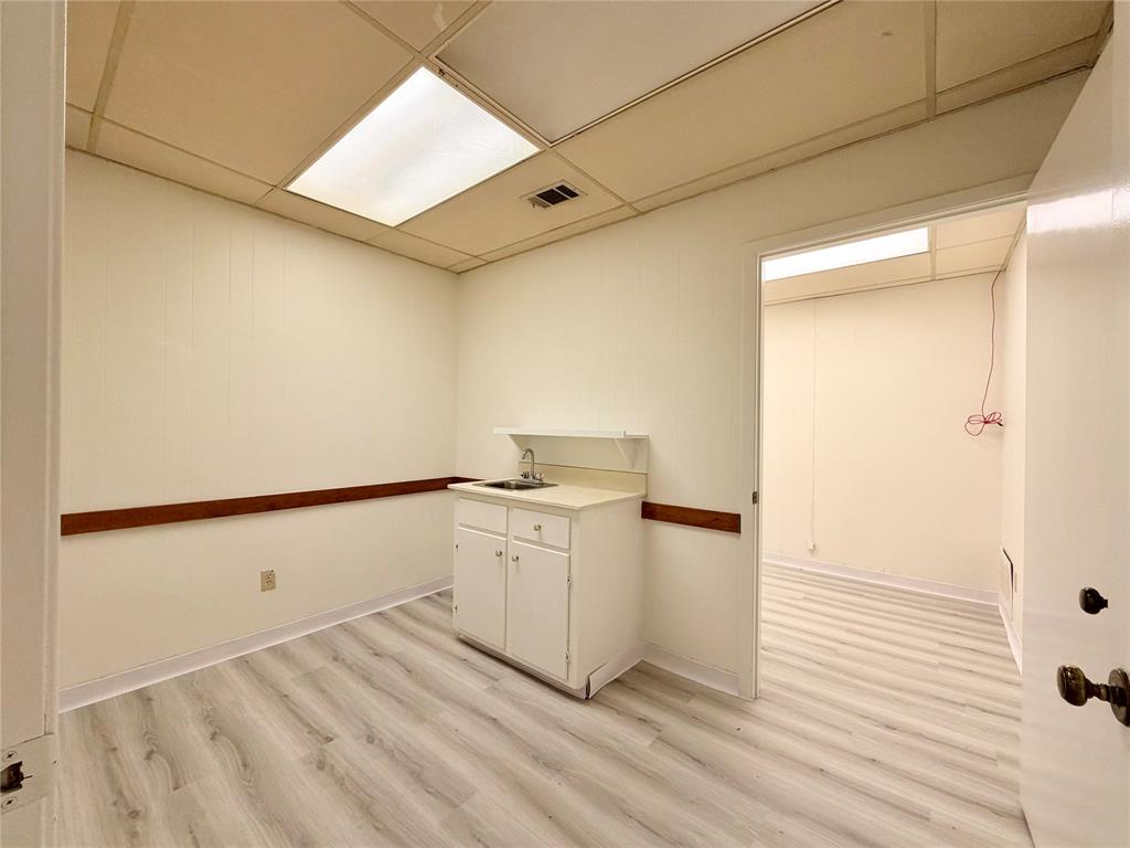 606 S SEVEN POINTS Boulevard, #7, Seven Points, TX 75143