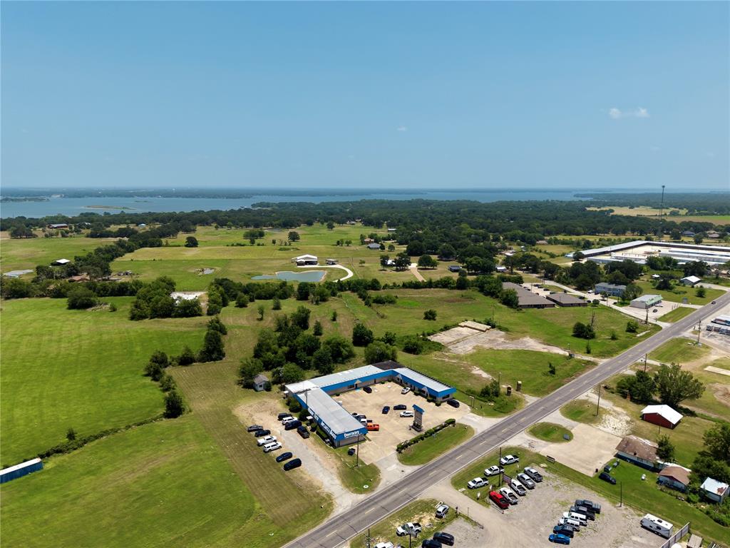 606 S SEVEN POINTS Boulevard, #7, Seven Points, TX 75143