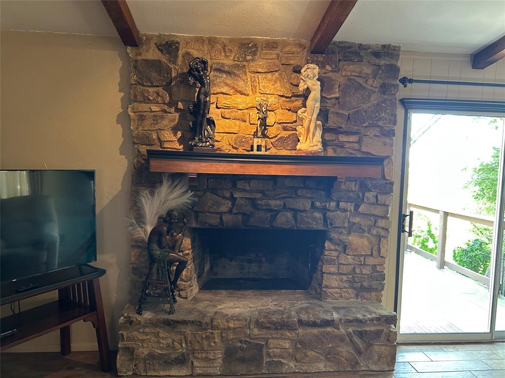 2546 Rockcliff Court, Granbury, TX 76048