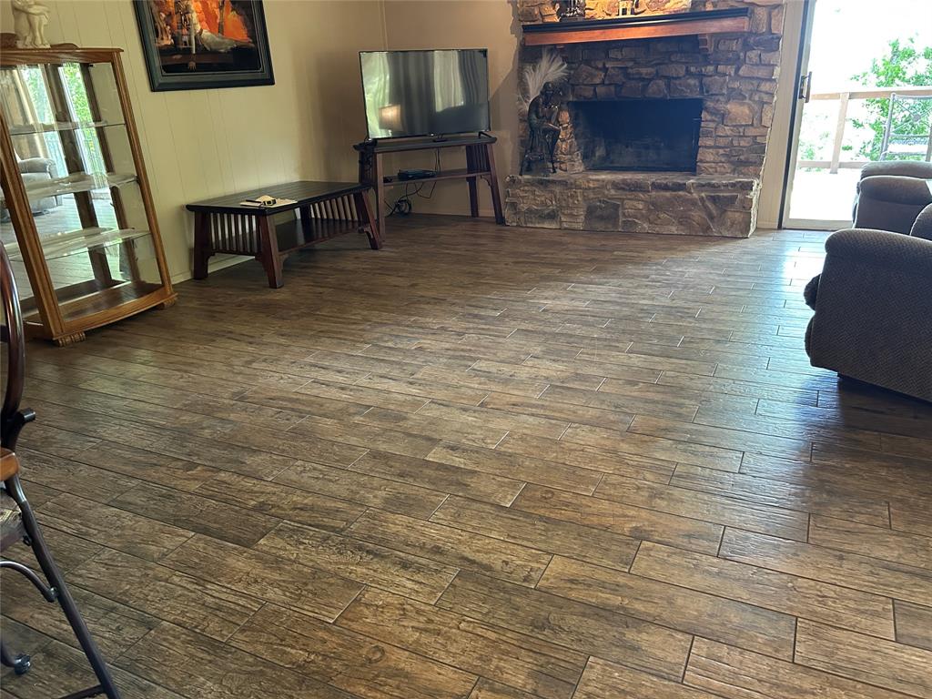 wood like tile flooring
