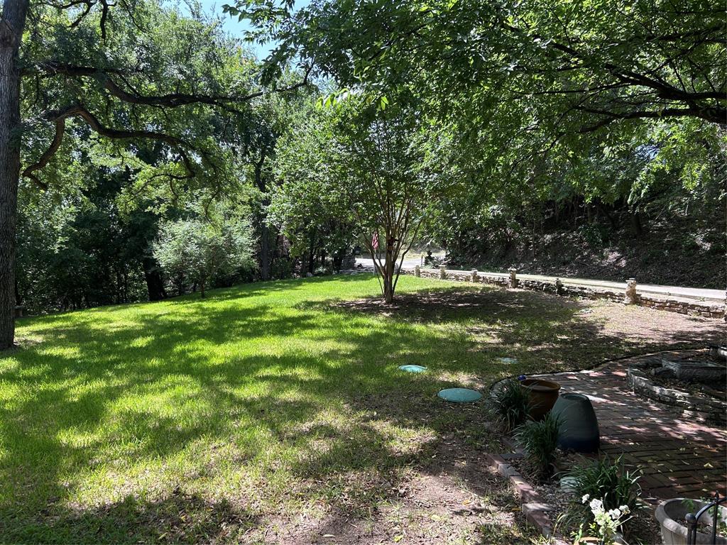 2546 Rockcliff Court, Granbury, TX 76048