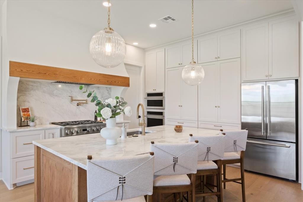 931 Fawn Drive, McGregor, TX 76657