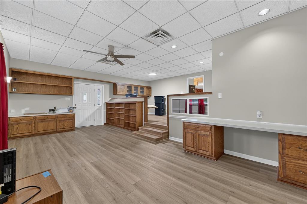 Spacious room that has access to backyard