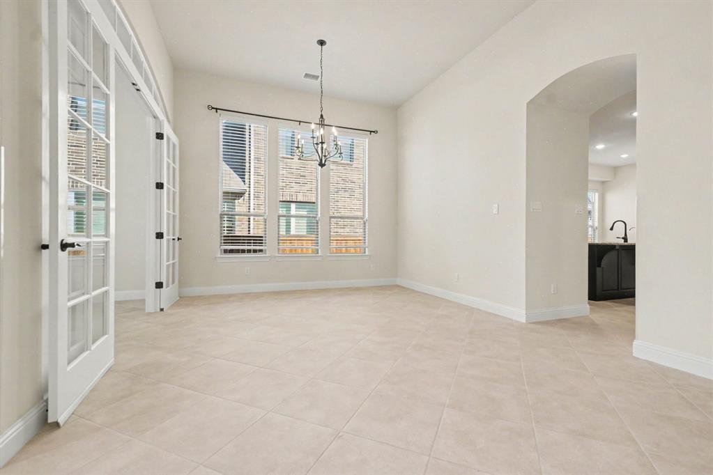 Dining Room leads to Kitchen