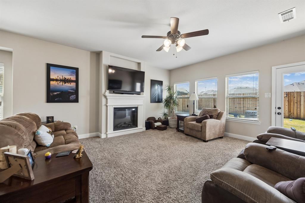 333 Pecos Drive, Crandall, TX 75114 333 Pecos Drive, Crandall, TX 75114