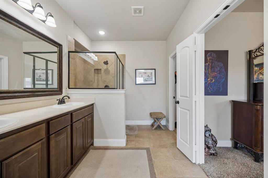 333 Pecos Drive, Crandall, TX 75114