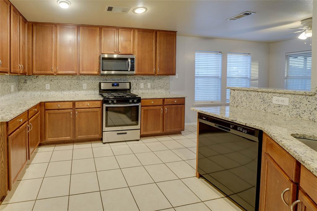 506 Hickory Lane, Fate, TX 75087