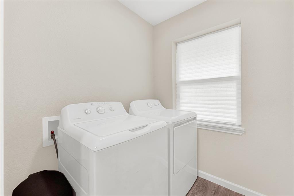 745 Pinehurst Drive, Richardson, TX 75080