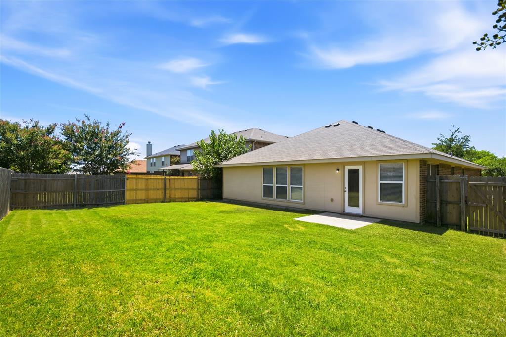 2712 Mockingbird Street, Royse City, TX 75189