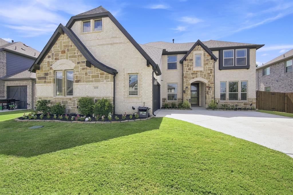 1133 Cardinal Drive, Midlothian, TX 76065