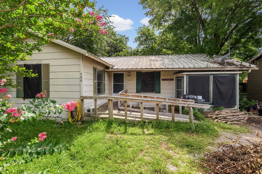 906 Branch Street, Greenville, TX 75401 906 Branch Street, Greenville, TX 75401