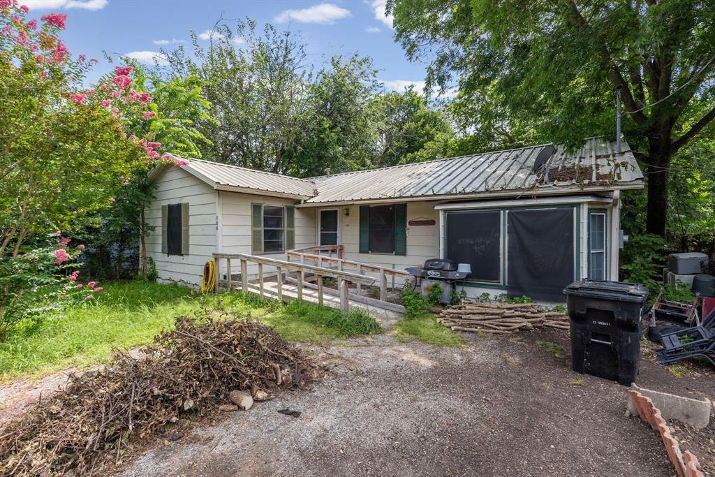 906 Branch Street, Greenville, TX 75401 906 Branch Street, Greenville, TX 75401