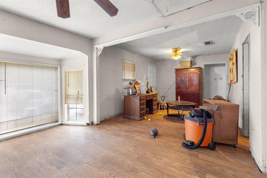 906 Branch Street, Greenville, TX 75401