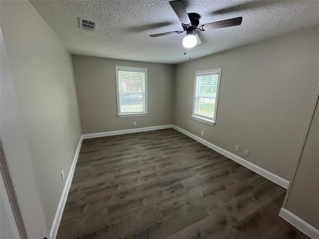 719 Fairwood Drive, Dallas, TX 75232