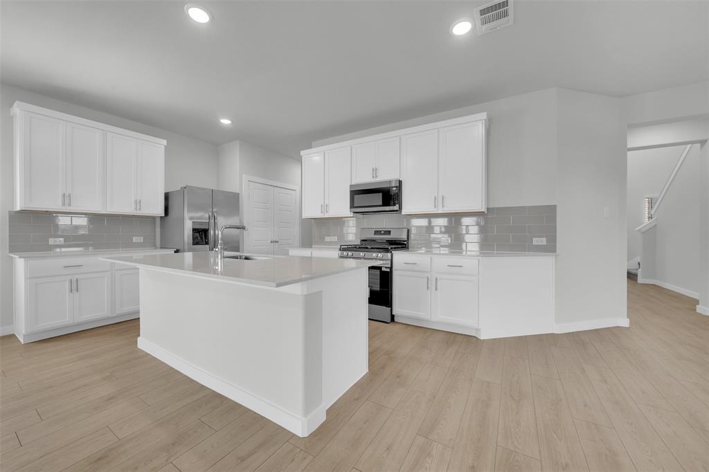 305 Millwood Road, Lavon, TX 75166