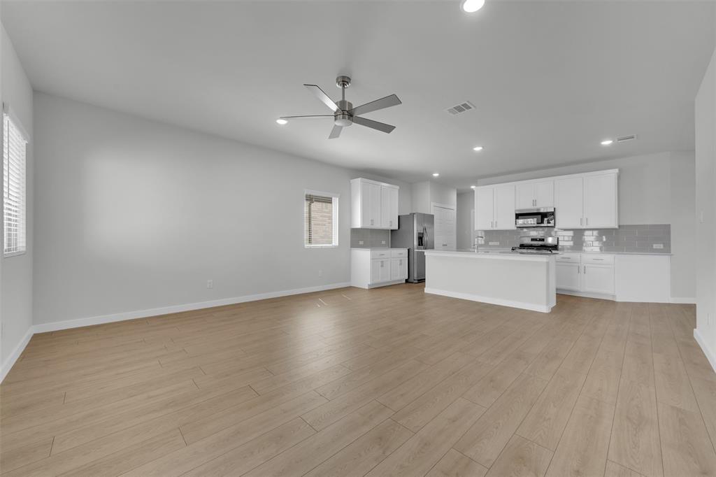 305 Millwood Road, Lavon, TX 75166