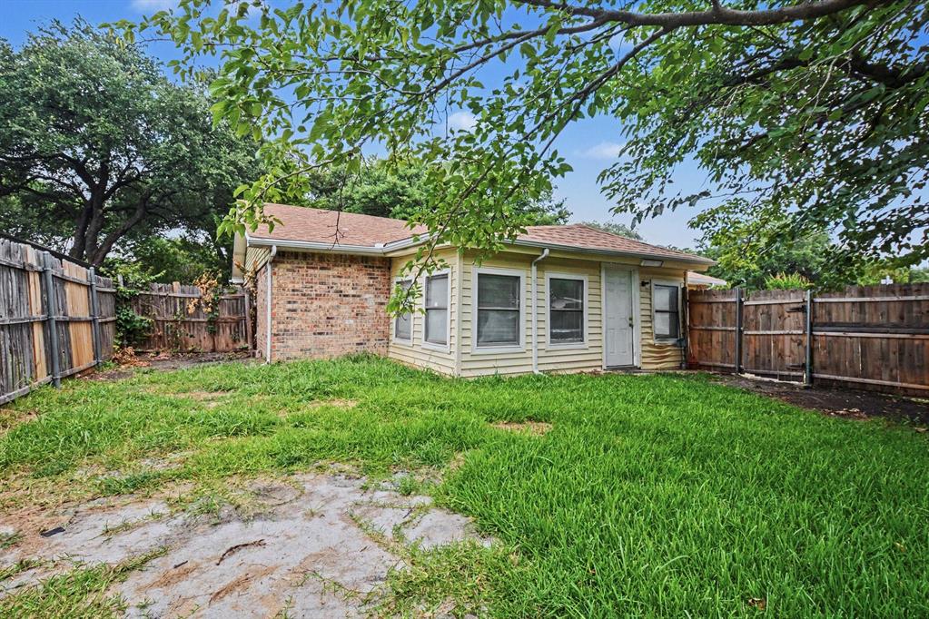 4237 Foliage Drive, Garland, TX 75043
