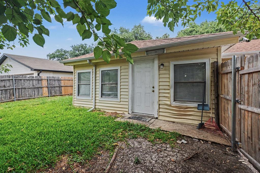 4237 Foliage Drive, Garland, TX 75043
