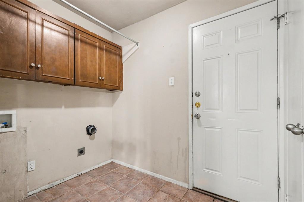 4237 Foliage Drive, Garland, TX 75043