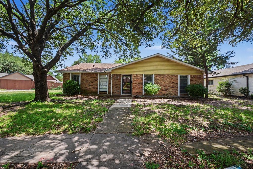 4237 Foliage Drive, Garland, TX 75043
