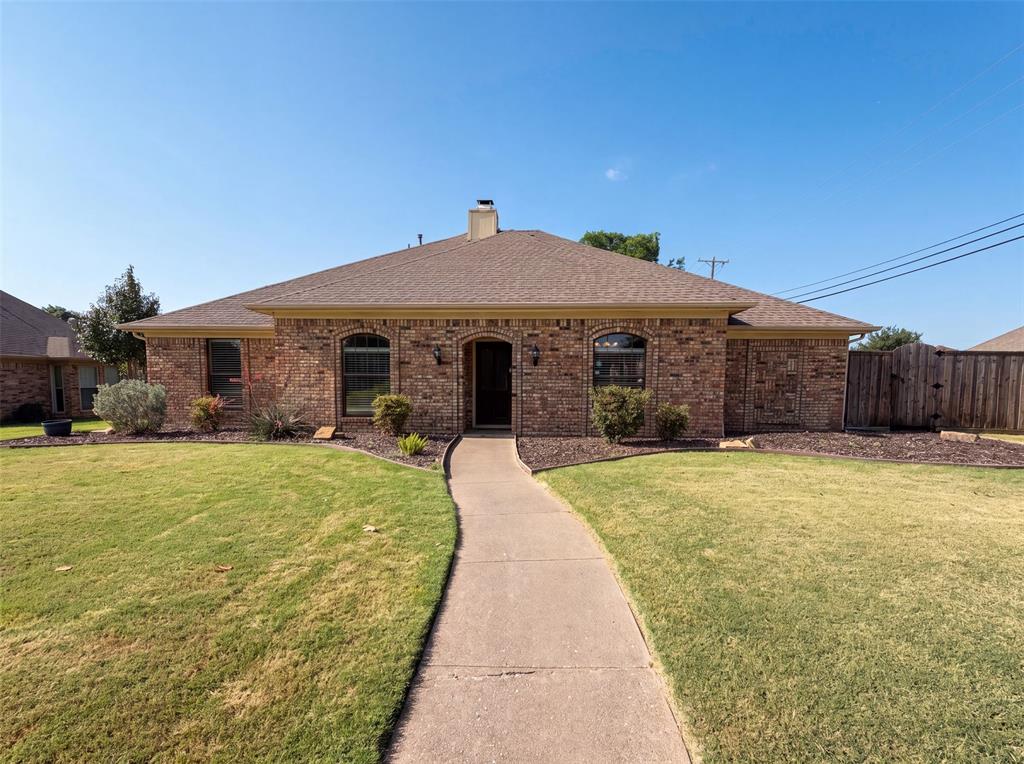 3032 Laguna Drive, Plano, TX 75023 3032 Laguna Drive, Plano, TX 75023