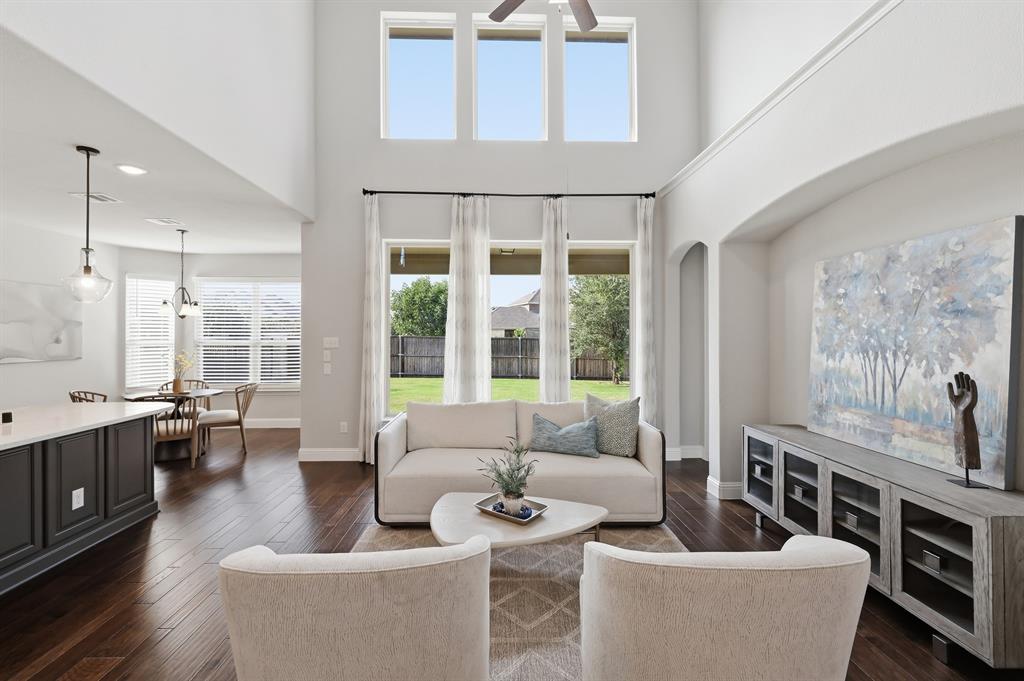 8205 Plumbago Way, Dallas, TX 75252