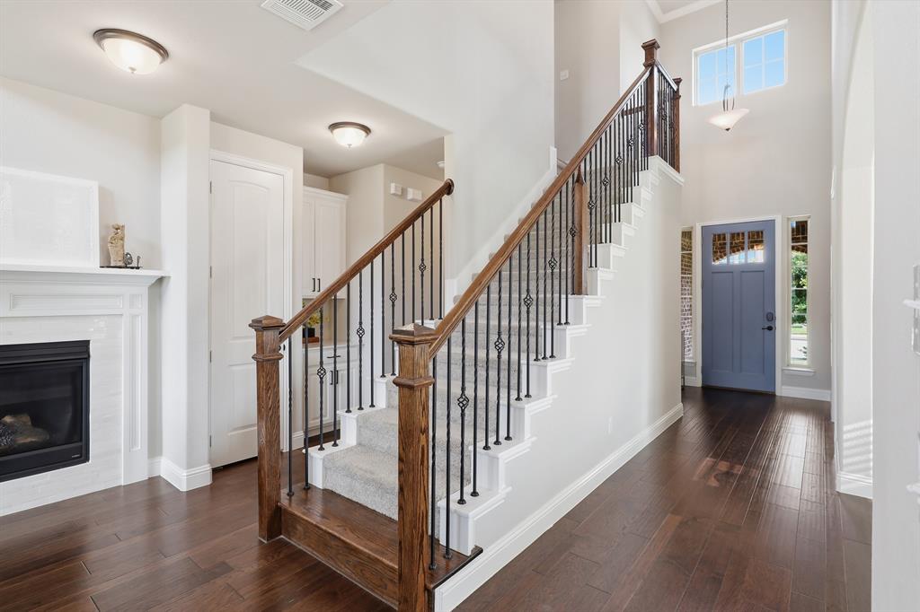8205 Plumbago Way, Dallas, TX 75252