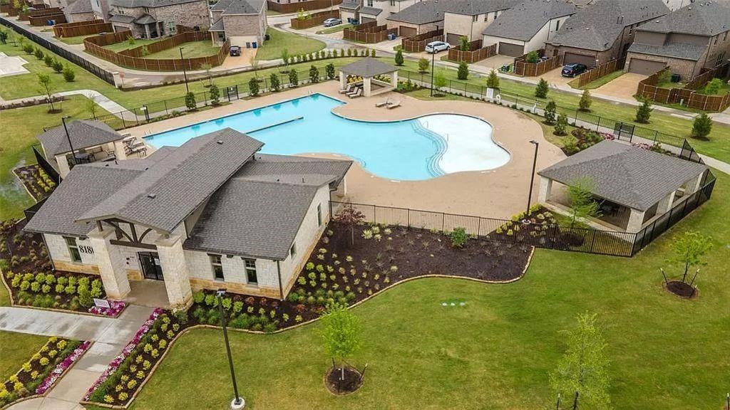 8205 Plumbago Way, Dallas, TX 75252