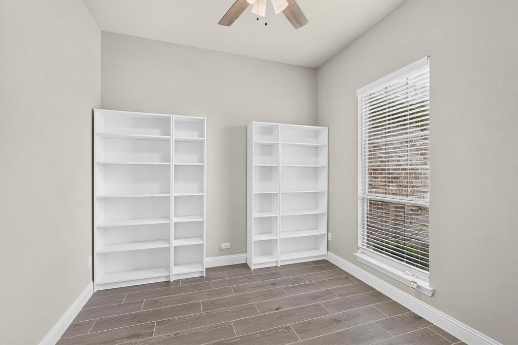 Private office perfect for working from home Private office perfect for working from home