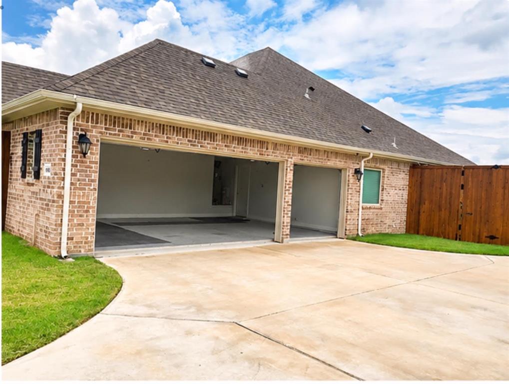 Wide driveway for additional parking