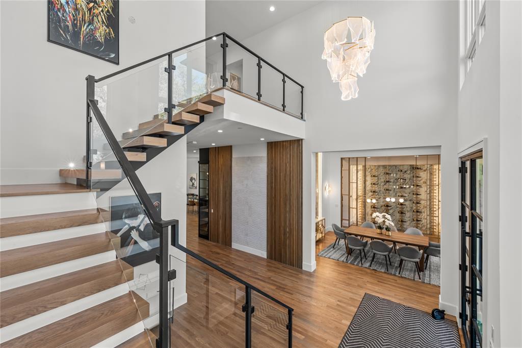 6006 Meadow Crest, Dallas, TX 75230