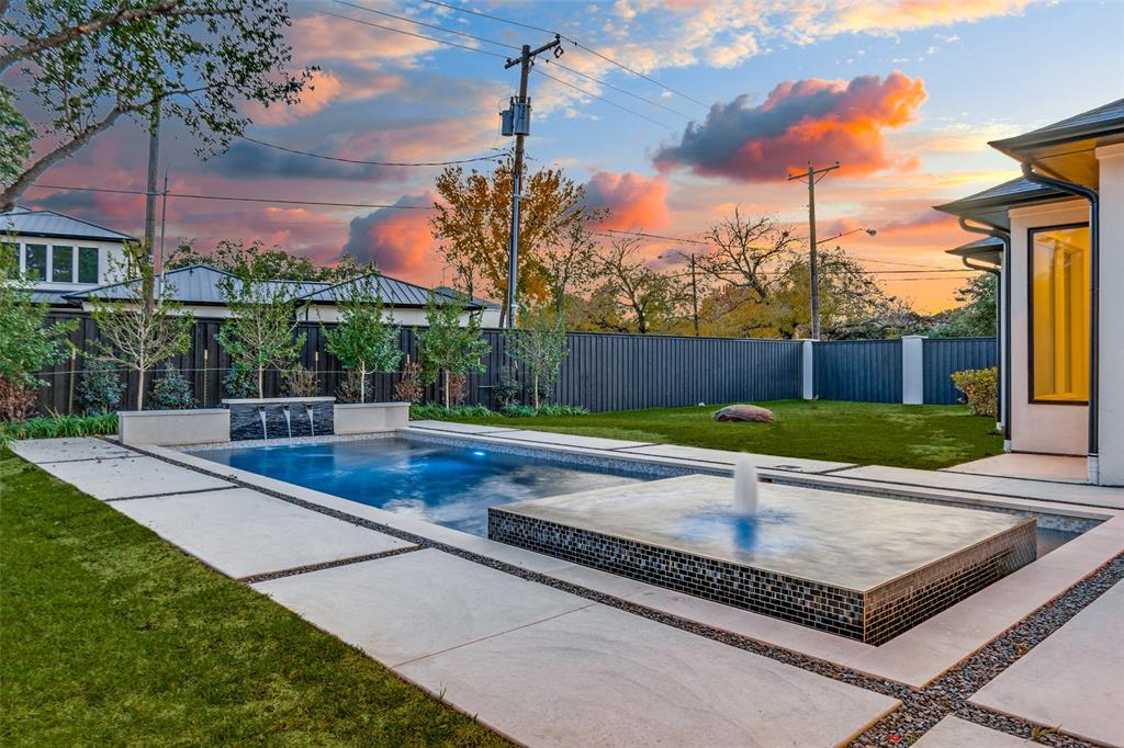 COULD ADD ADDITIONAL 2 CAR GARAGE TO RIGHT MAKING THIS A 7 CAR GARAGE HOME!