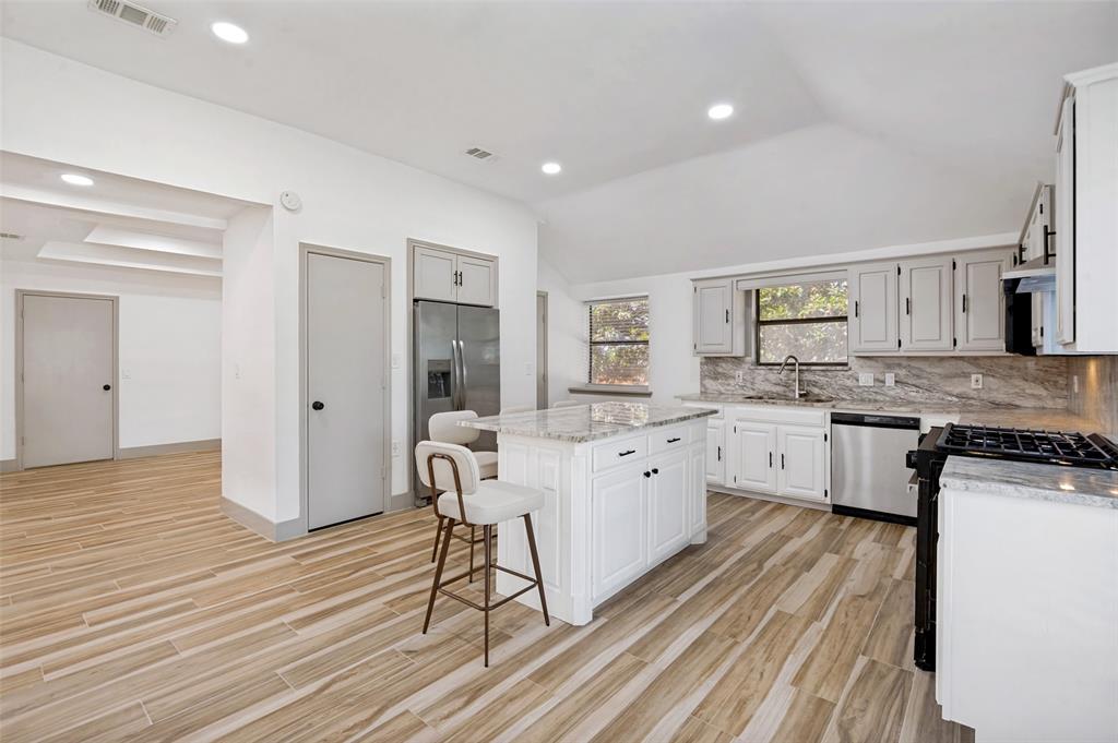4316 Denver Drive, Plano, TX 75093 4316 Denver Drive, Plano, TX 75093