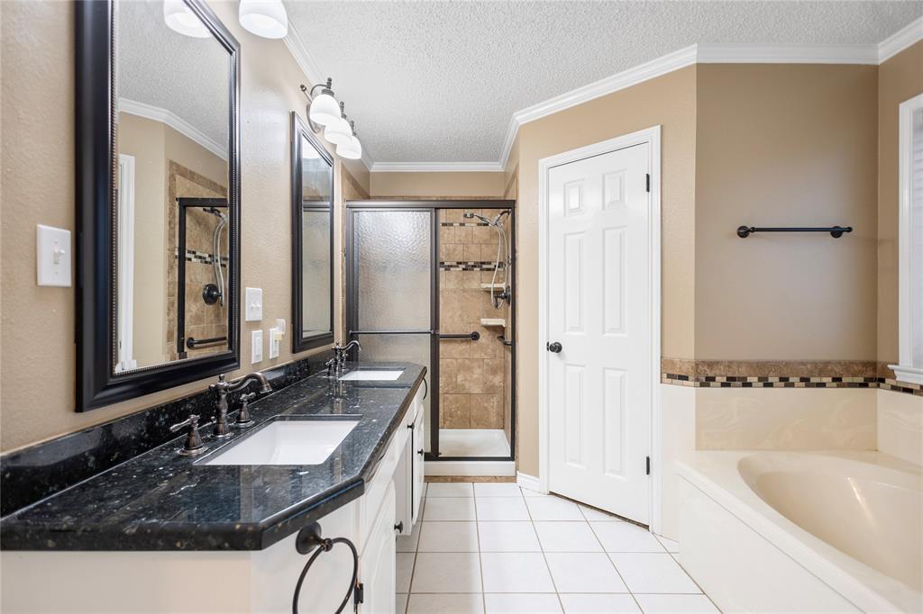 121 Crestview Street, Chandler, TX 75758