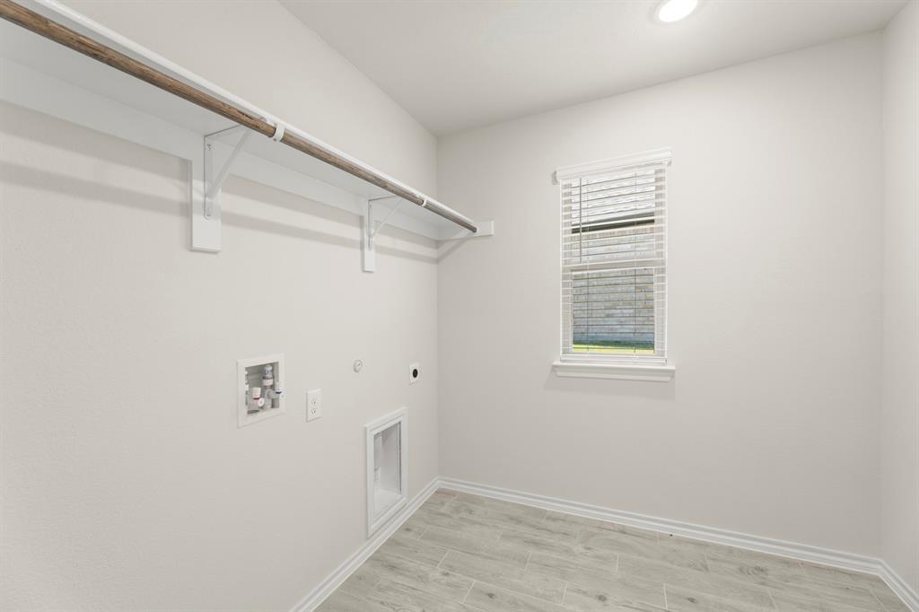 07. 1704 Quapaw - Utility