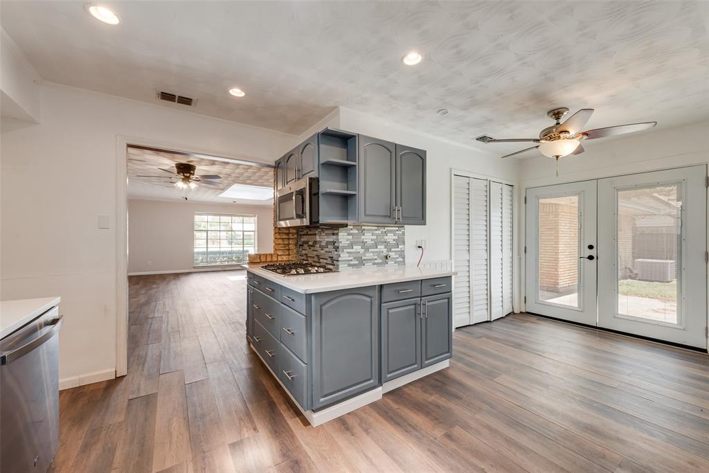 Large kitchen