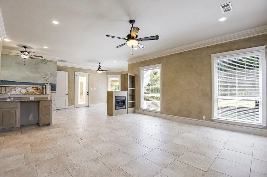 1320 N Creek Circle, Waxahachie, TX 75165